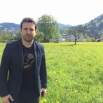 Mesut kurtis sur yala.fm